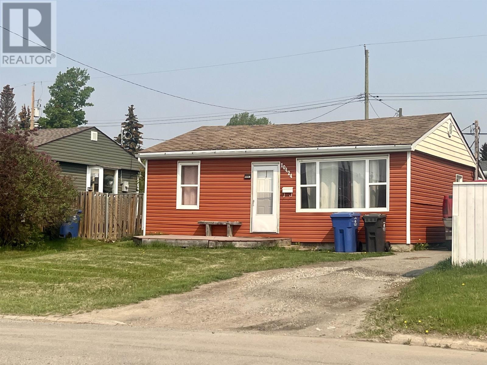 10424 102 Avenue, Fort St. John, British Columbia  V1J 2E6 - Photo 1 - R2777498