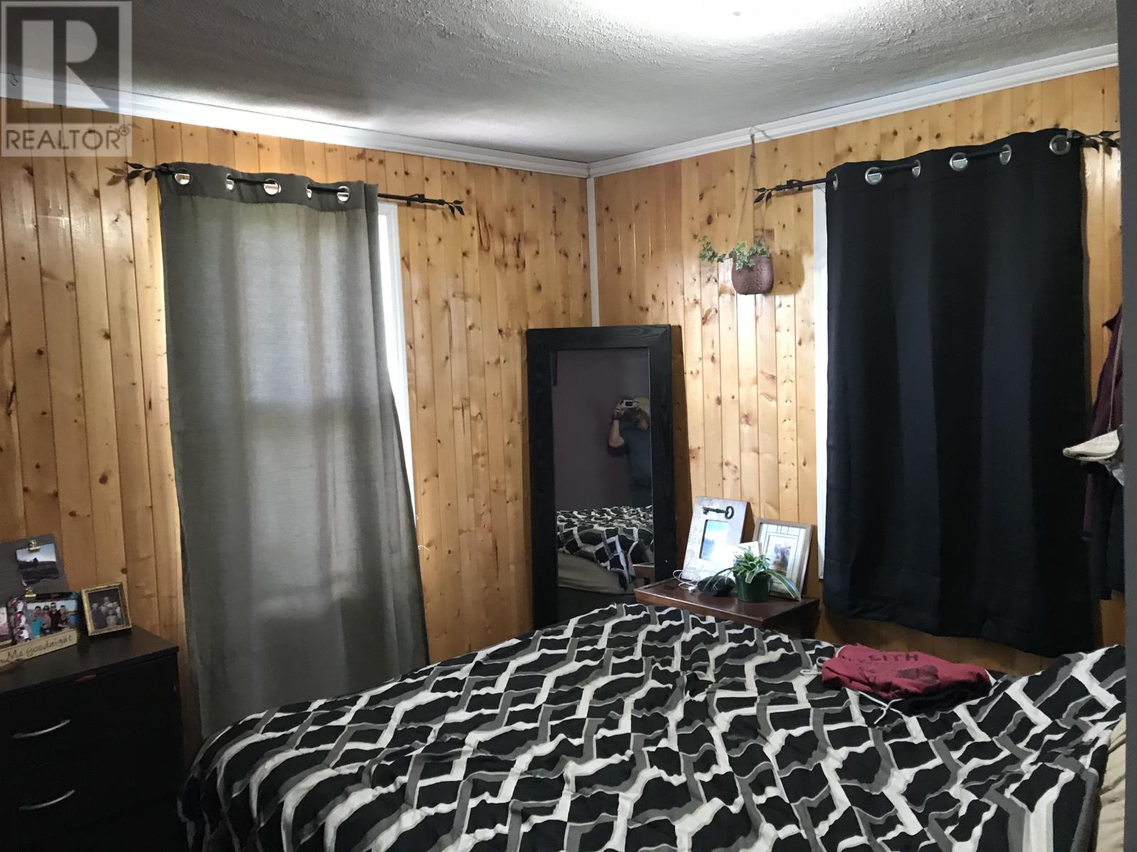 10424 102 Avenue, Fort St. John, British Columbia  V1J 2E6 - Photo 5 - R2777498