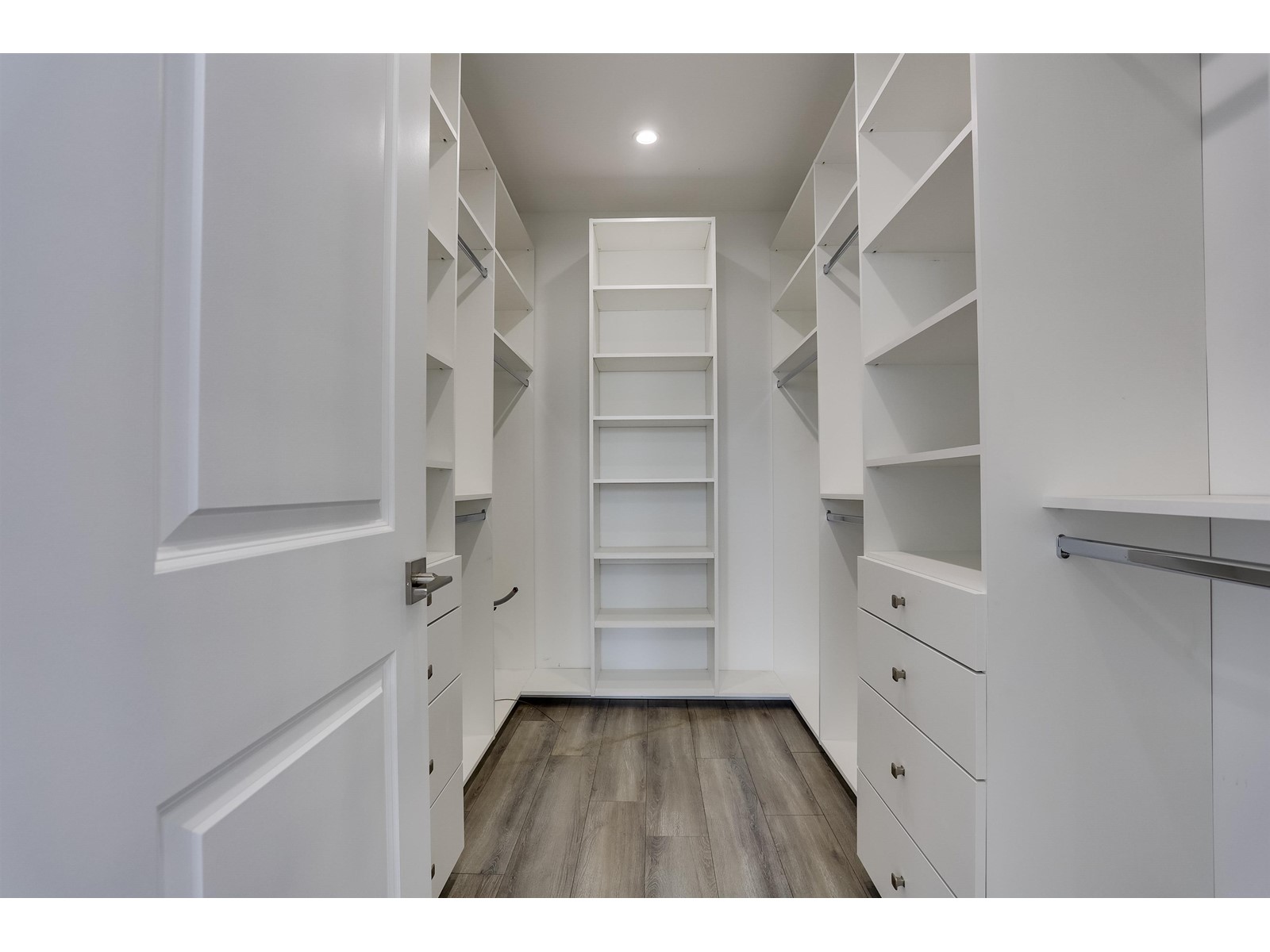 10695 Aintree Place, Richmond, British Columbia  V7A 3H1 - Photo 15 - R2775941