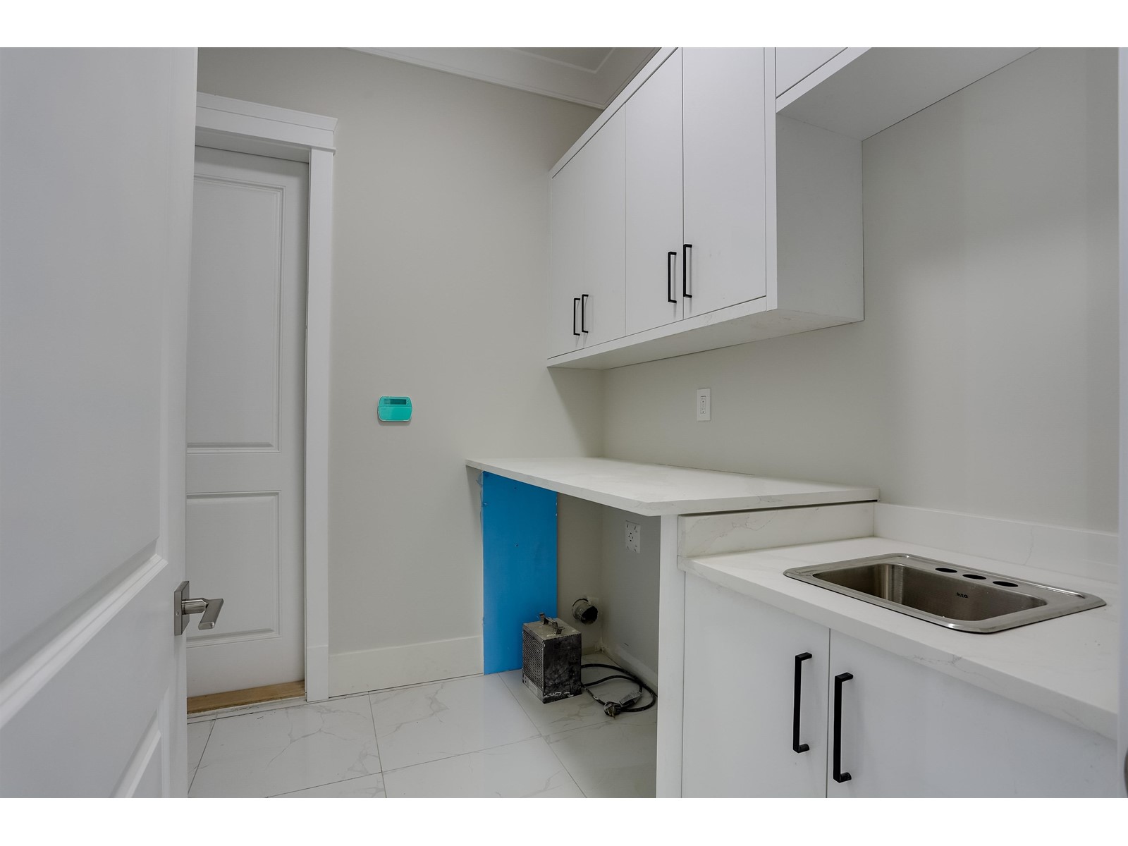 10695 Aintree Place, Richmond, British Columbia  V7A 3H1 - Photo 13 - R2775941