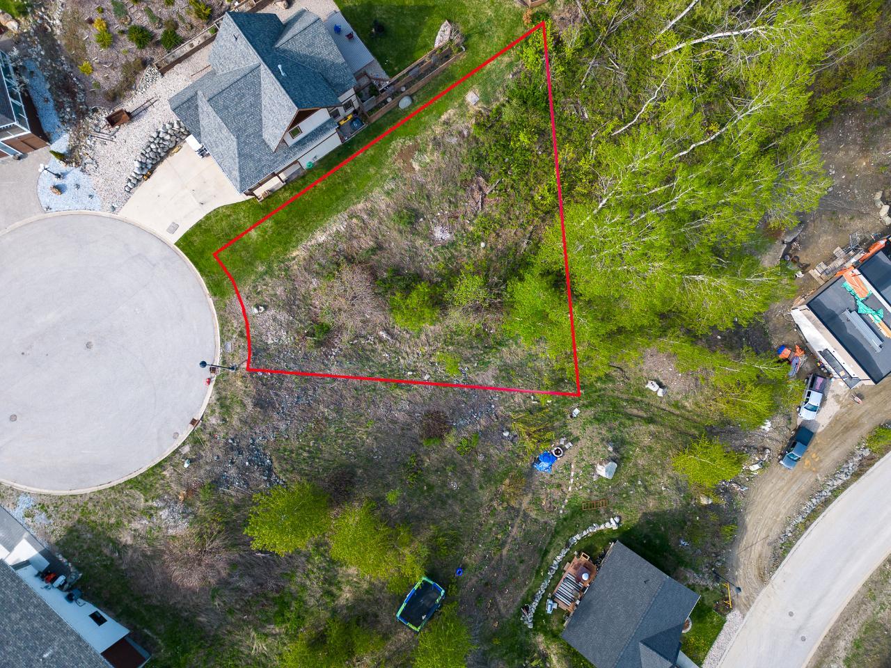 1021 Silvertip Road, Rossland, British Columbia  V0G 1Y0 - Photo 6 - 2470639