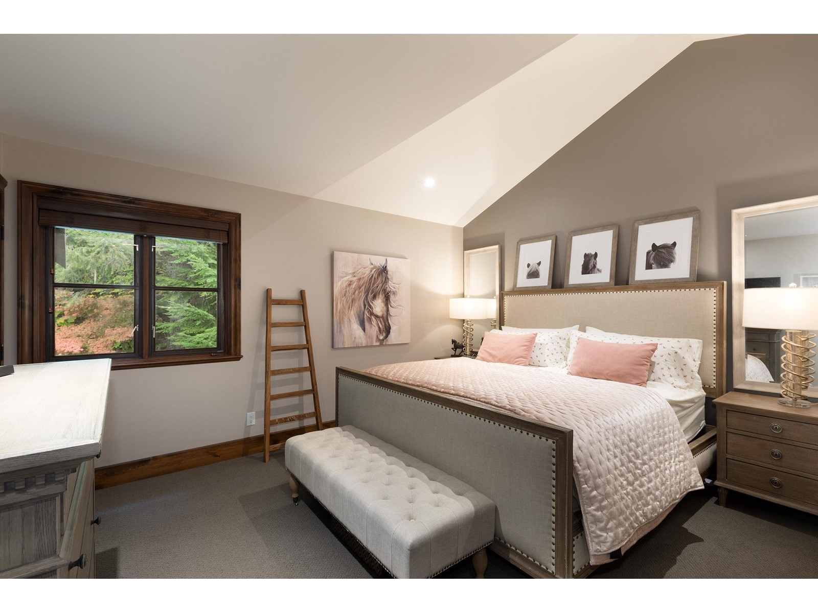 8322 Valley Drive, Whistler, British Columbia  V8E 0G3 - Photo 14 - R2777943