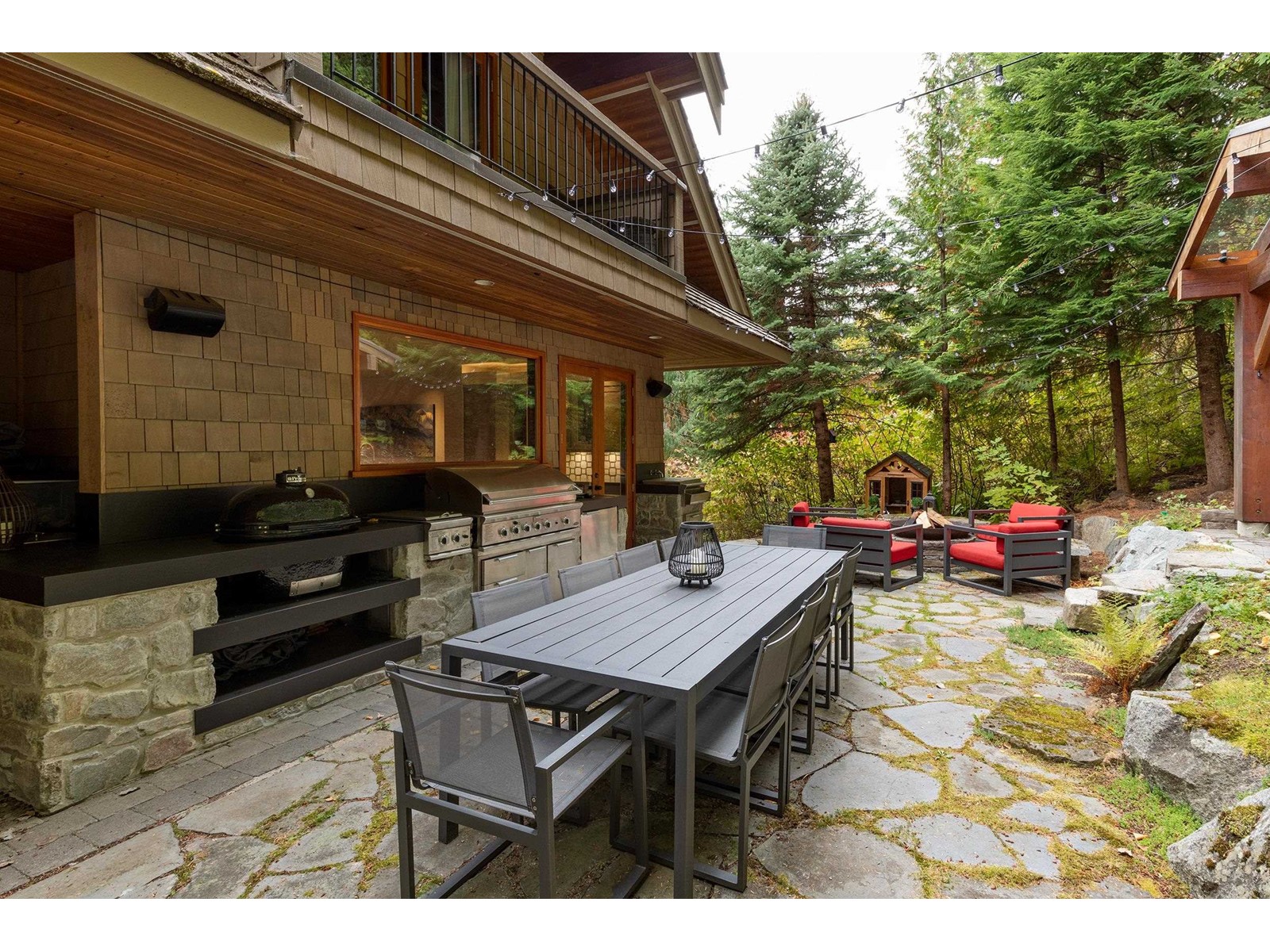 8322 Valley Drive, Whistler, British Columbia  V8E 0G3 - Photo 27 - R2777943