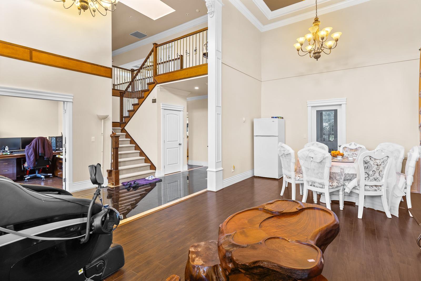 6040 Adams Place, Richmond, British Columbia  V7C 2W1 - Photo 5 - R2777987