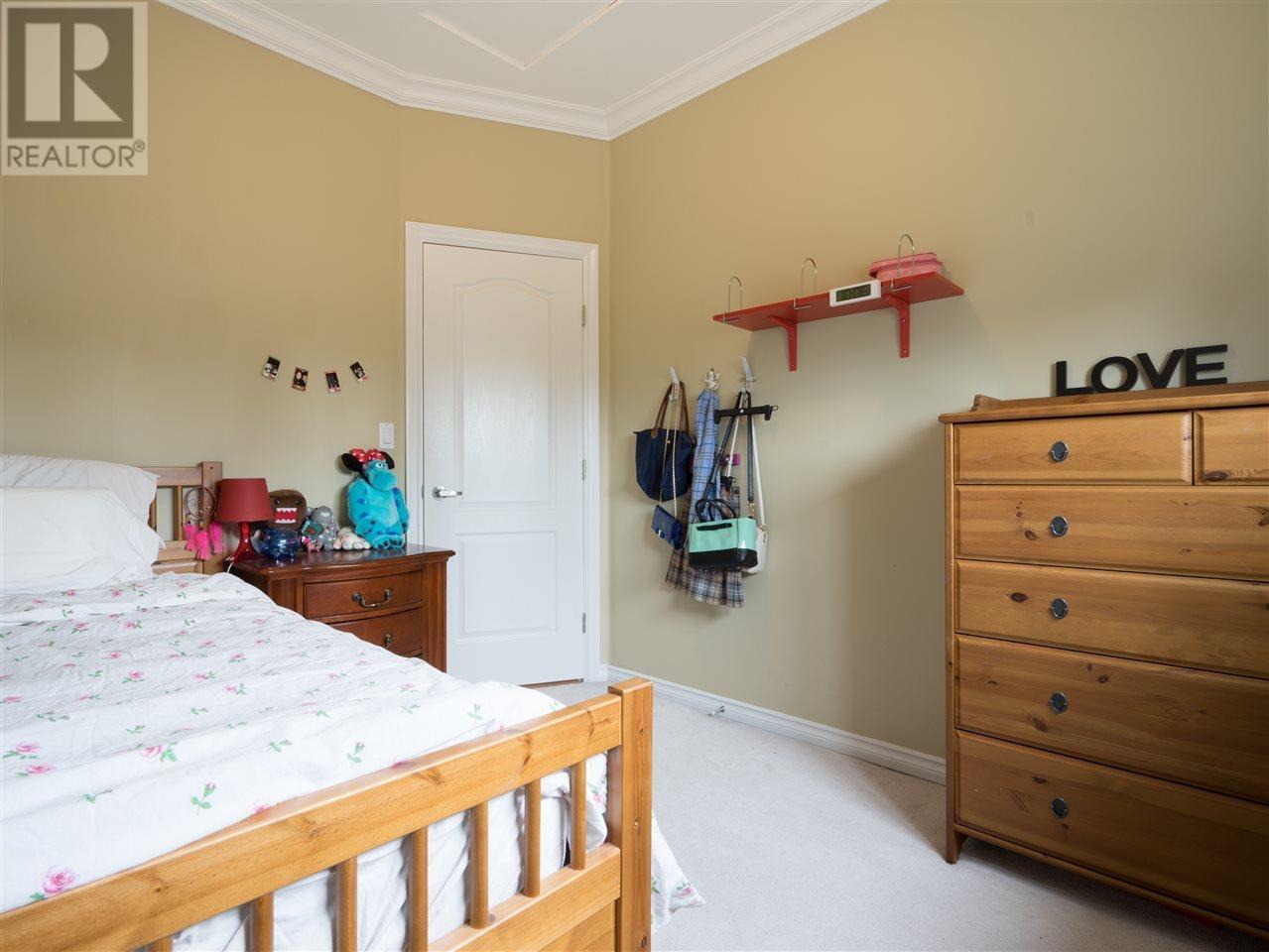 2052 Westview Drive, North Vancouver, British Columbia  V7M 3B2 - Photo 15 - R2778501