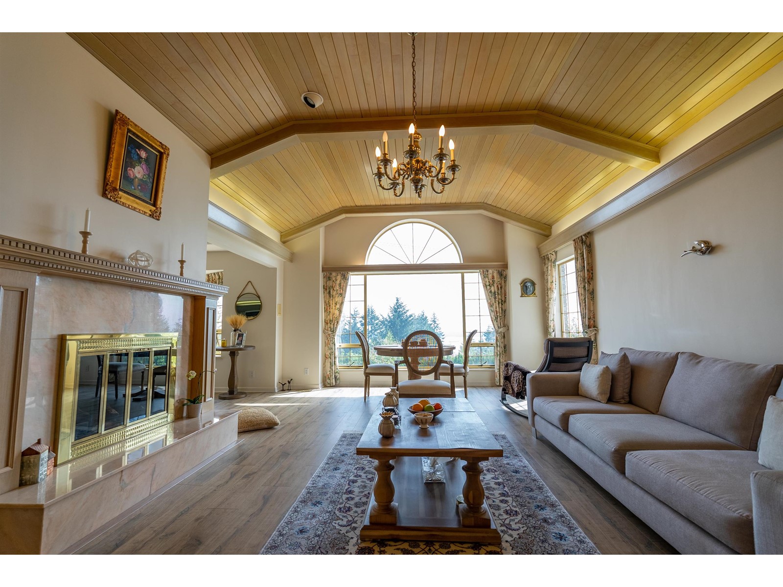 2465 Skilift Road, West Vancouver, British Columbia  V7S 2T5 - Photo 4 - R2772342