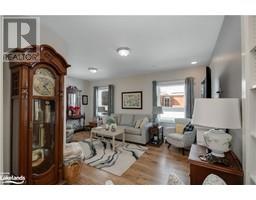 118 KIMBERLEY Avenue