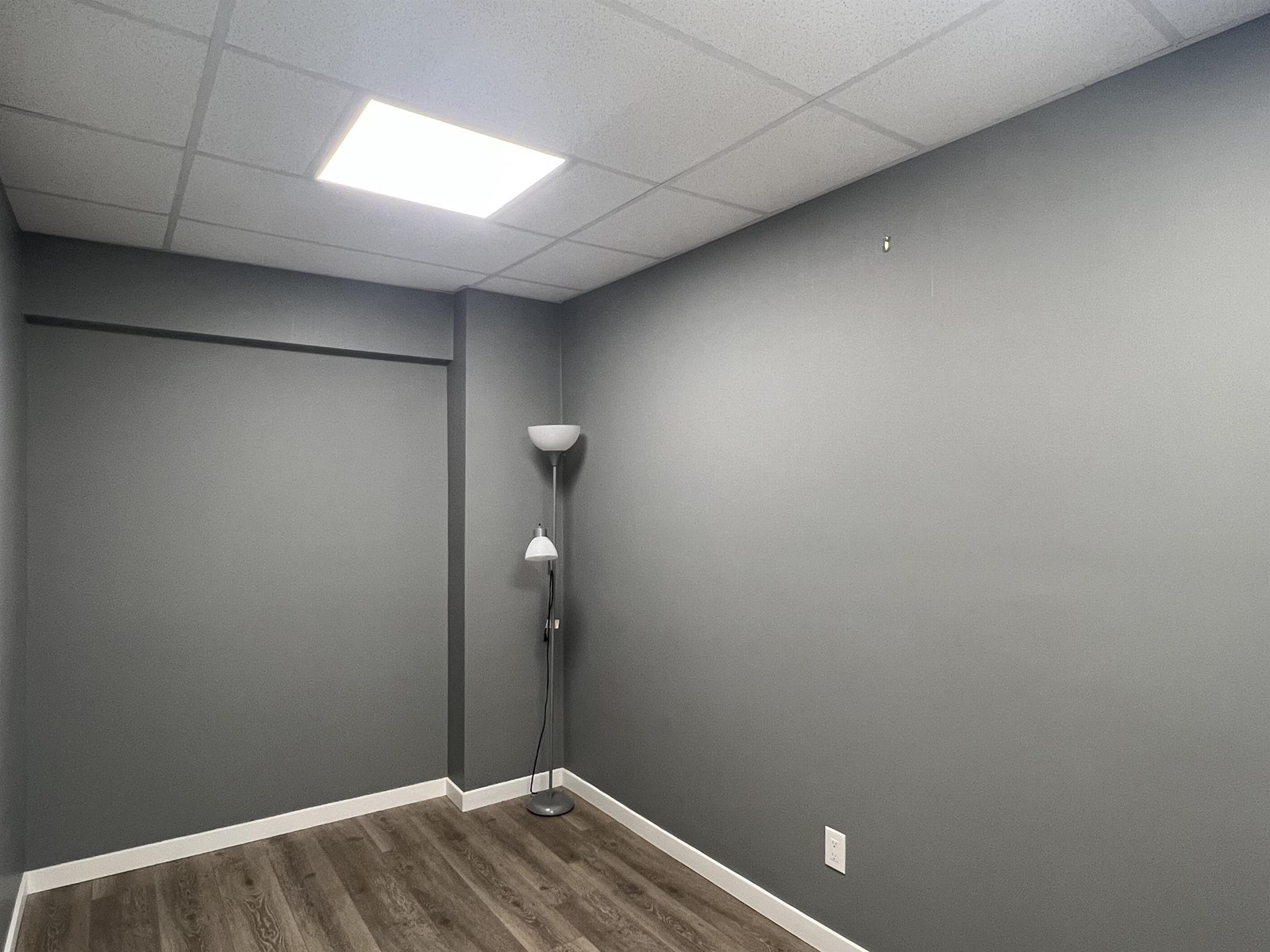 5556 Joyce Street, Vancouver, British Columbia  V5R 4H6 - Photo 5 - C8050695