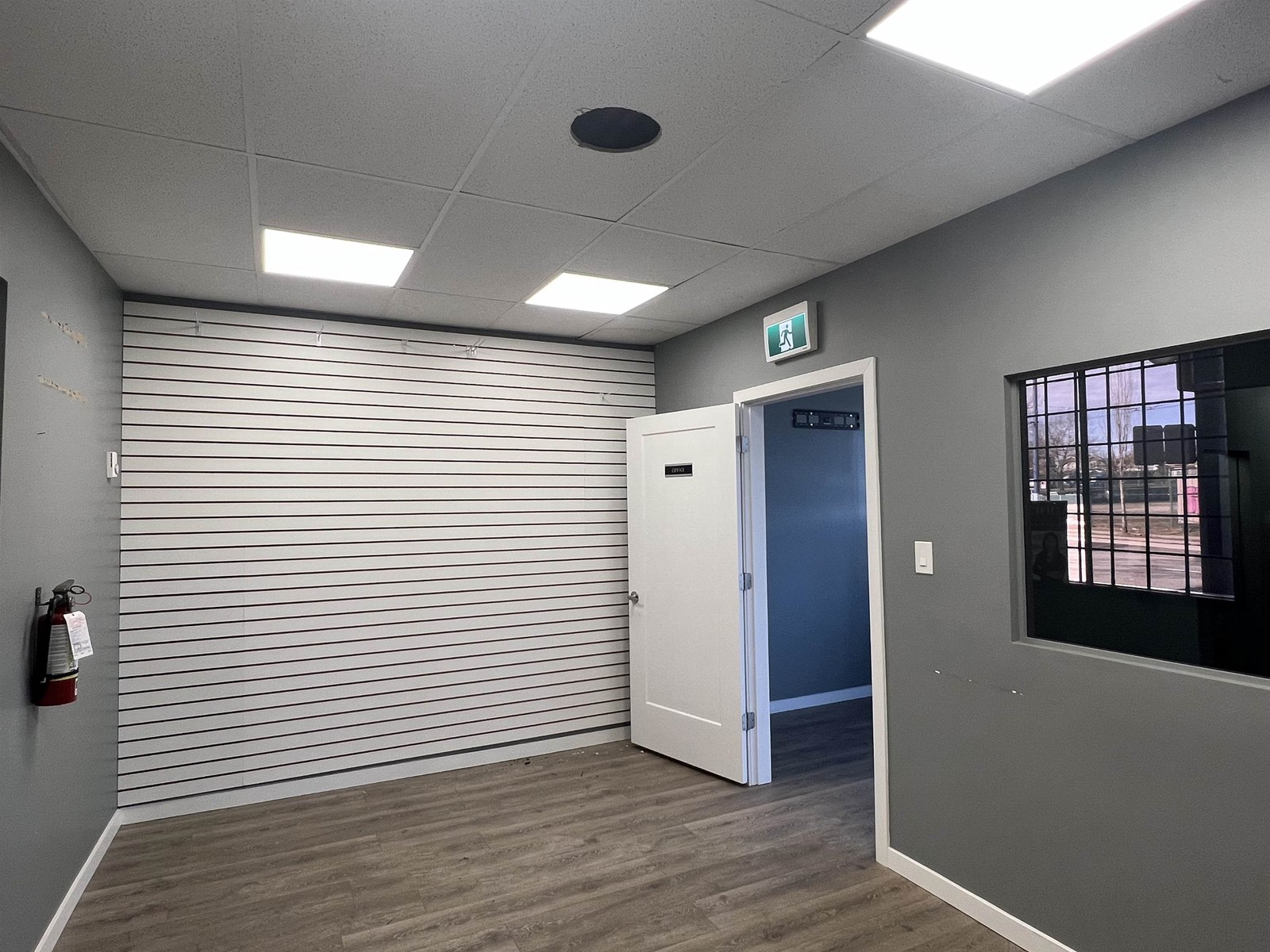 5556 Joyce Street, Vancouver, British Columbia  V5R 4H6 - Photo 3 - C8050695
