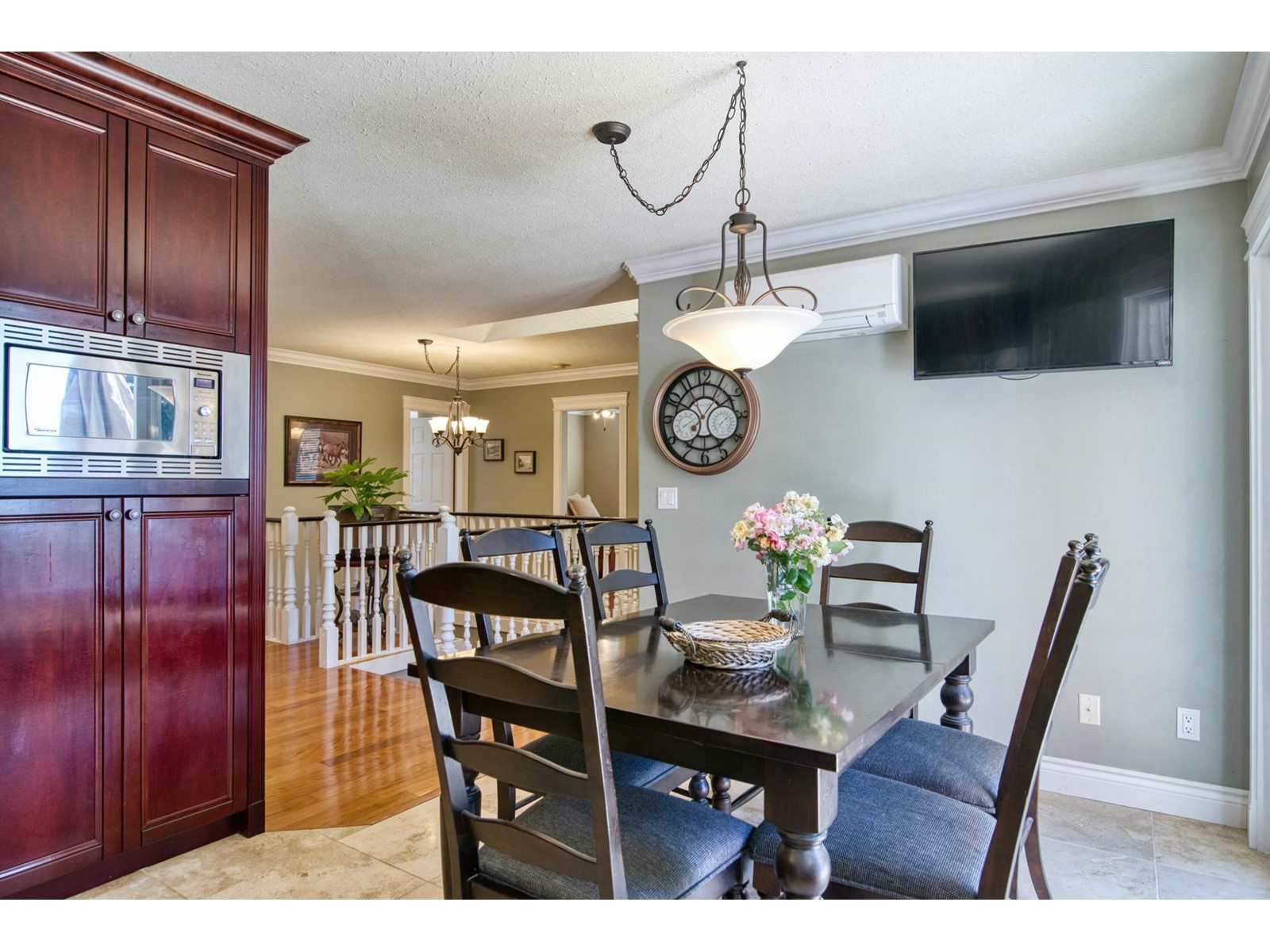 902 Maskell Road, Roberts Creek, British Columbia  V0N 2W6 - Photo 13 - R2778298