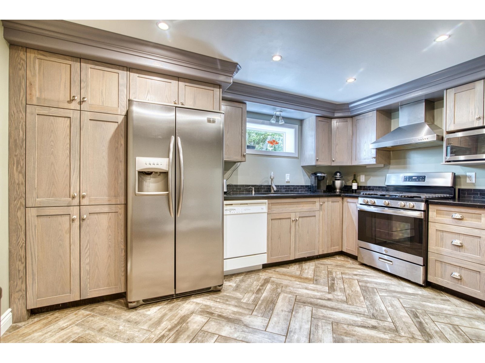 902 Maskell Road, Roberts Creek, British Columbia  V0N 2W6 - Photo 26 - R2778298