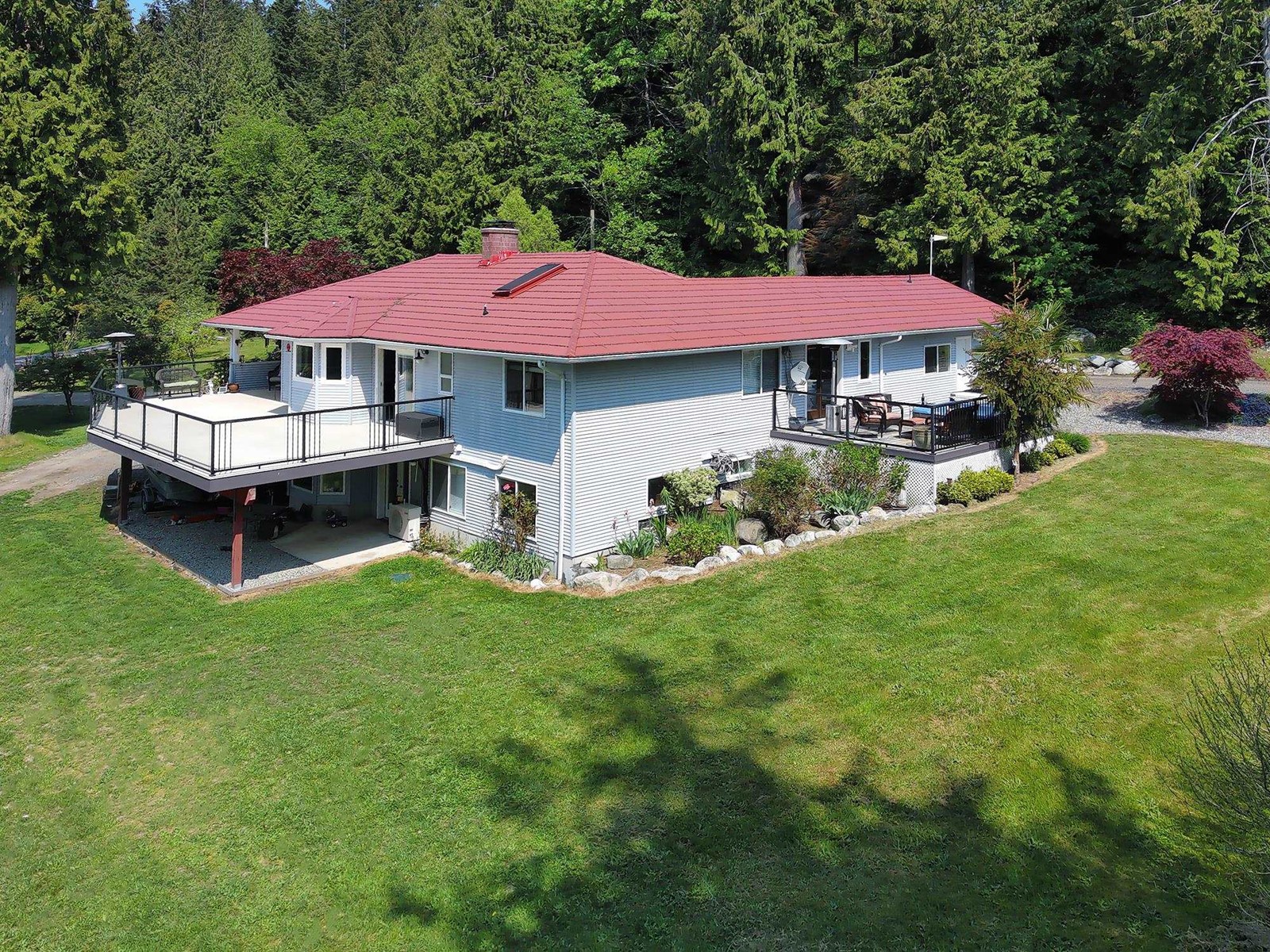 902 Maskell Road, Roberts Creek, British Columbia  V0N 2W6 - Photo 27 - R2778298