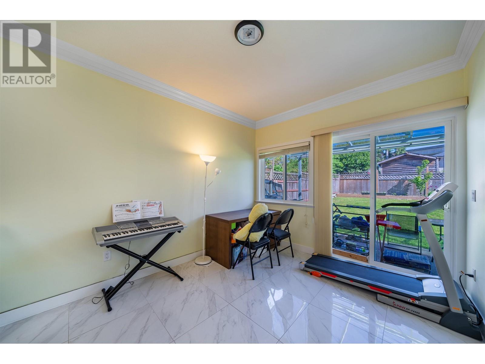 6161 Rumble Street, Burnaby, British Columbia  V5J 2C8 - Photo 12 - R2778827