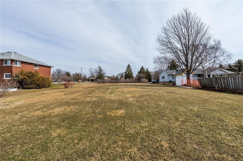 53 Haldimand Trail, Dunnville, Ontario  N1A 1X3 - Photo 4 - H4163667