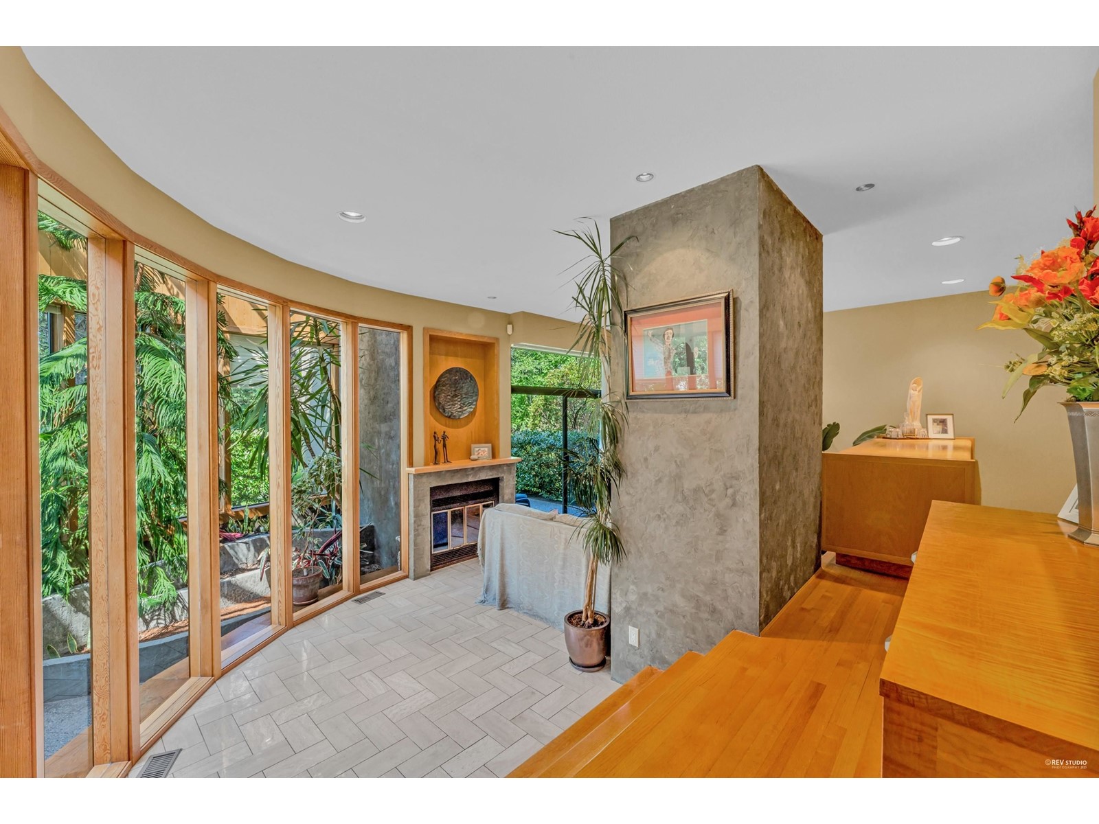 5703 Westport Wynd, West Vancouver, British Columbia  V7W 2Y1 - Photo 3 - R2779197