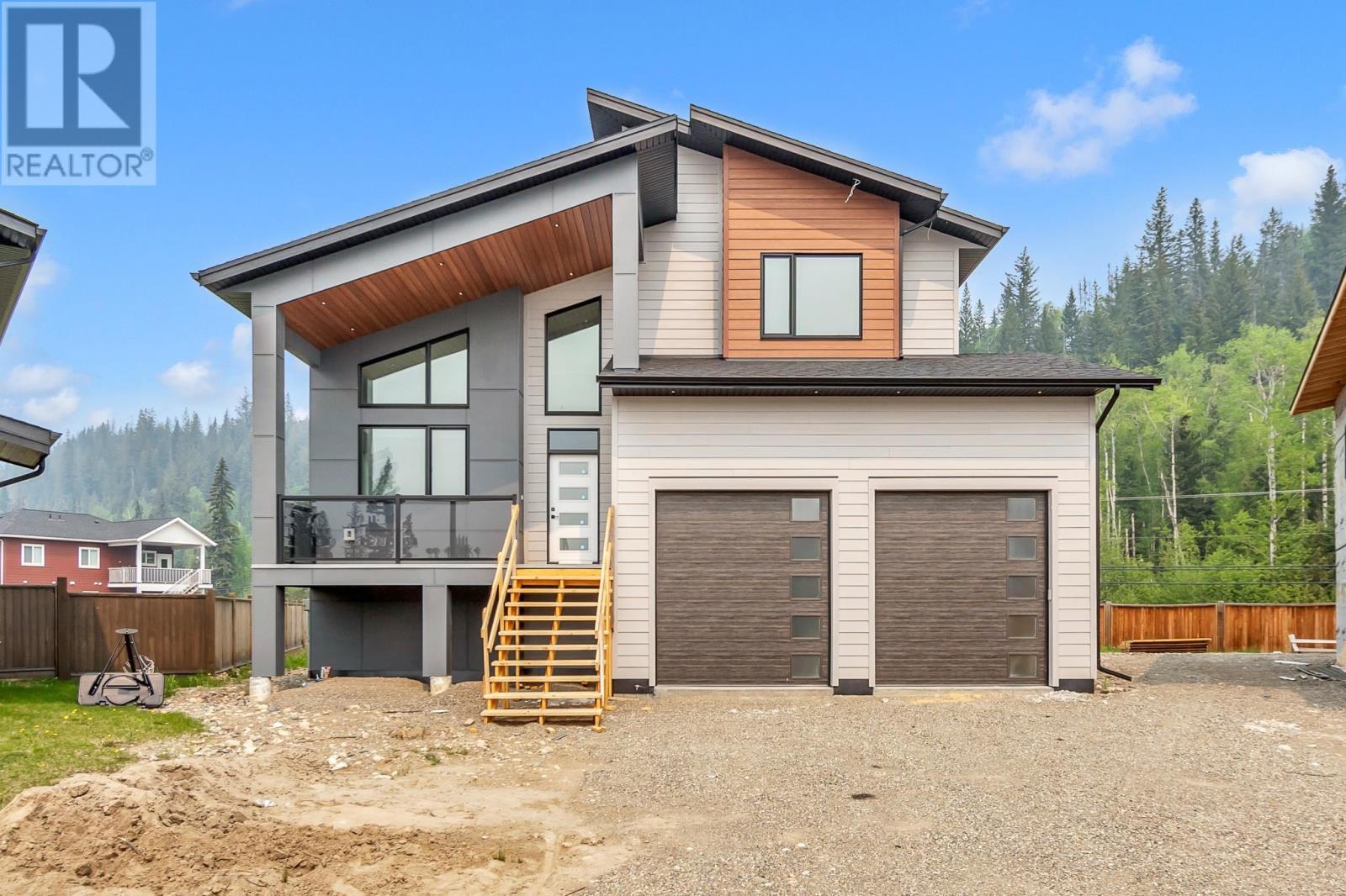 3990 Larisa Court, Prince George, British Columbia  V2K 0B1 - Photo 1 - R2779107