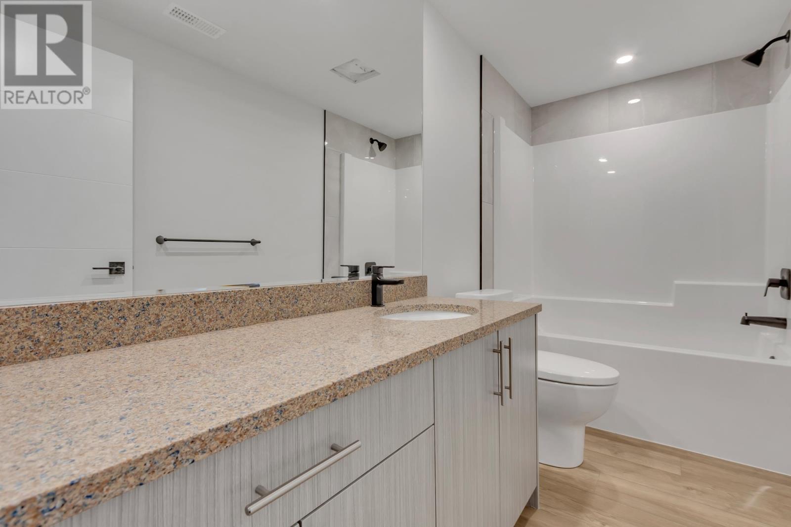 3990 Larisa Court, Prince George, British Columbia  V2K 0B1 - Photo 36 - R2779107