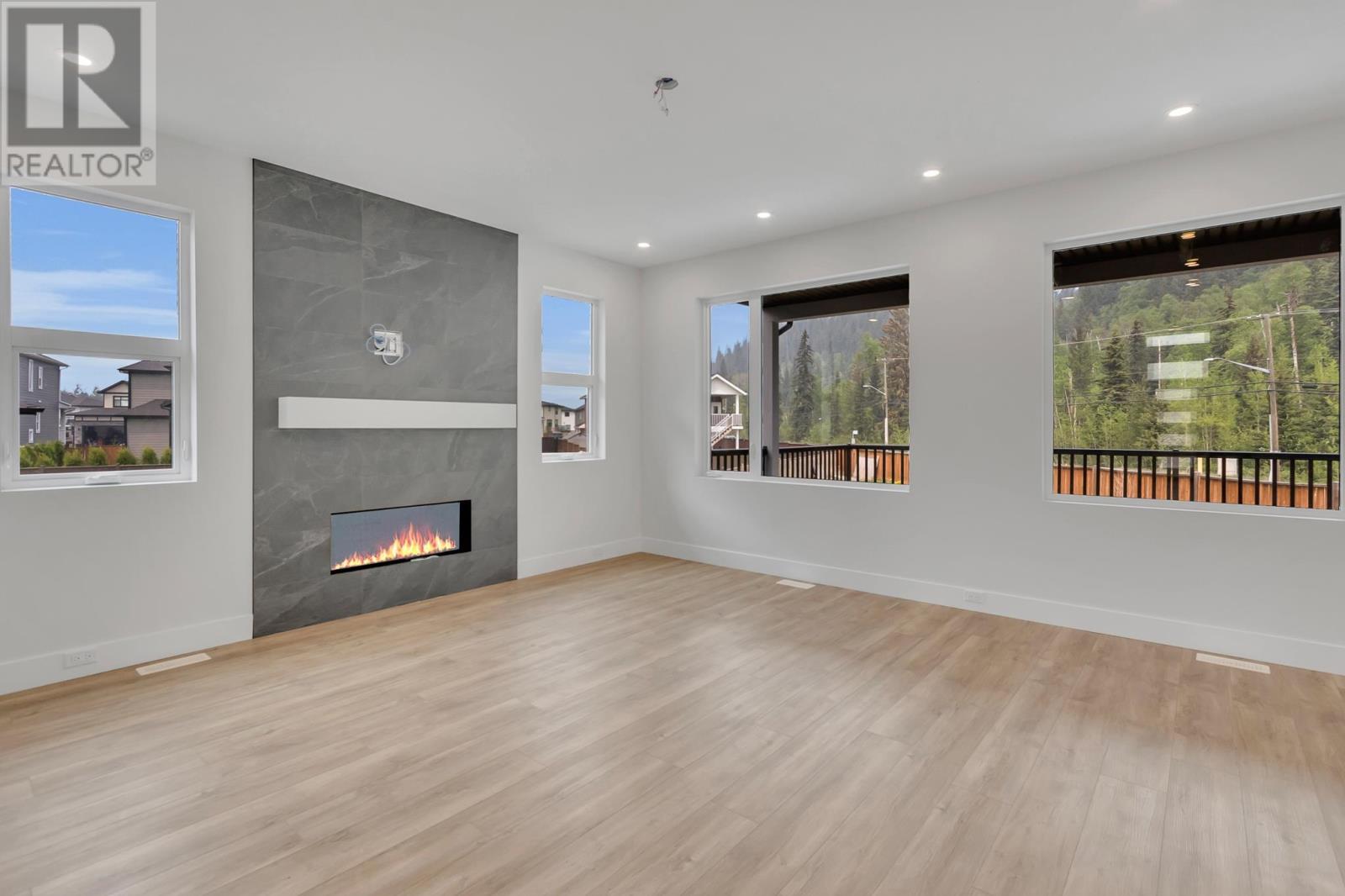 3990 Larisa Court, Prince George, British Columbia  V2K 0B1 - Photo 8 - R2779107