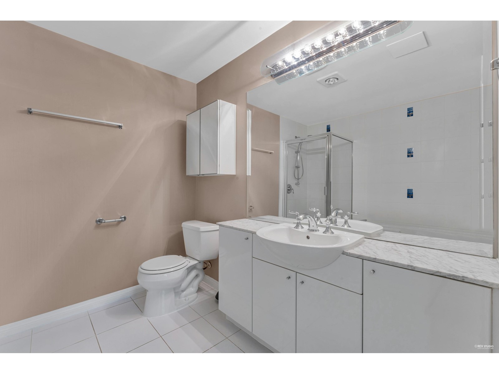 503 138 E Esplanade, North Vancouver, British Columbia  V7L 4X9 - Photo 18 - R2778551