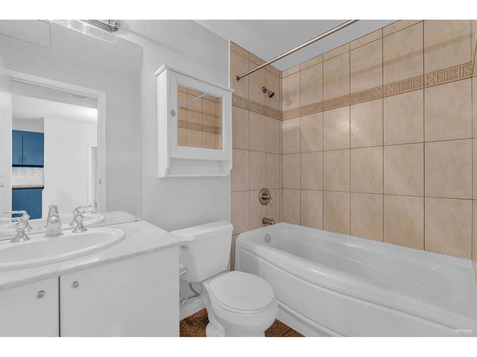 503 138 E Esplanade, North Vancouver, British Columbia  V7L 4X9 - Photo 19 - R2778551