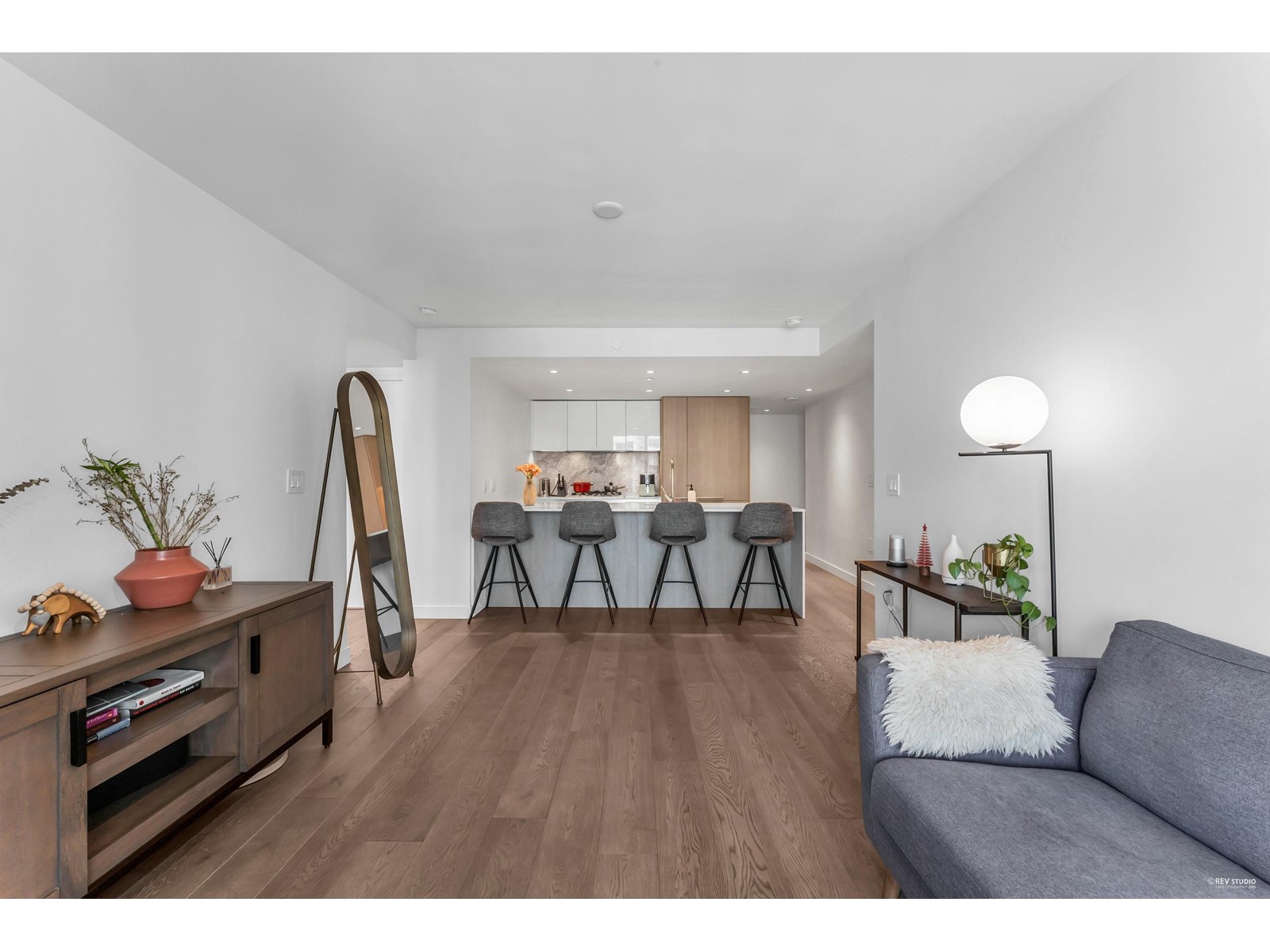 1610 1111 Richards Street, Vancouver, British Columbia  V6B 0S3 - Photo 3 - R2779481