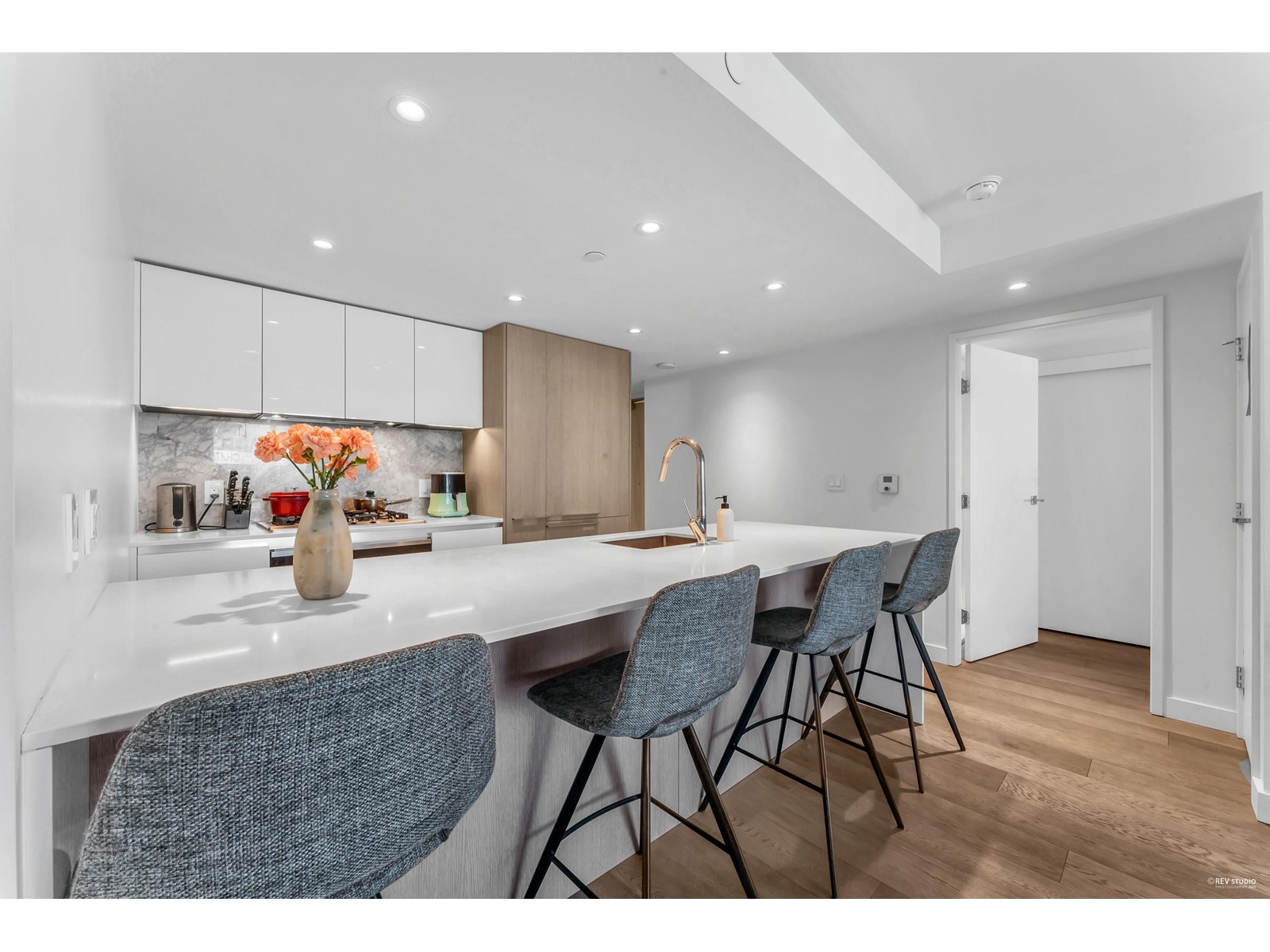 1610 1111 Richards Street, Vancouver, British Columbia  V6B 0S3 - Photo 5 - R2779481