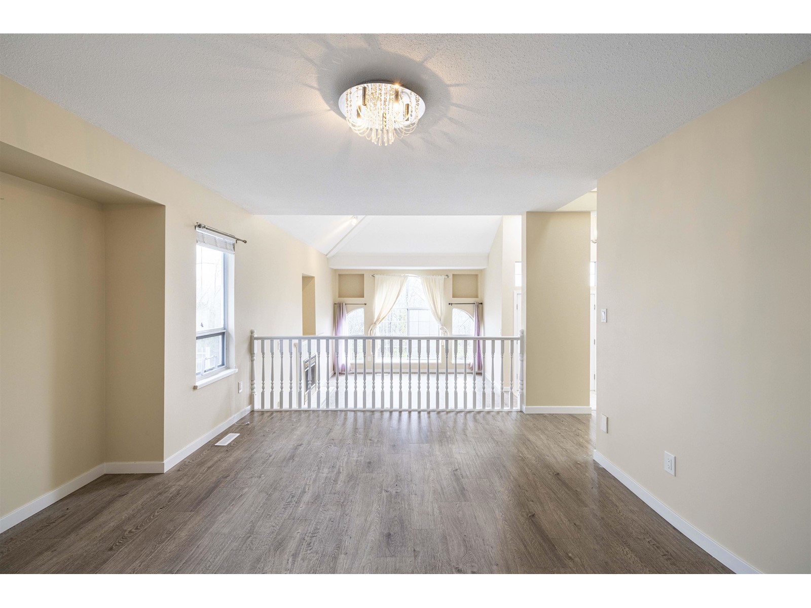 470 Riverview Crescent, Coquitlam, British Columbia  V3C 4X9 - Photo 16 - R2779577