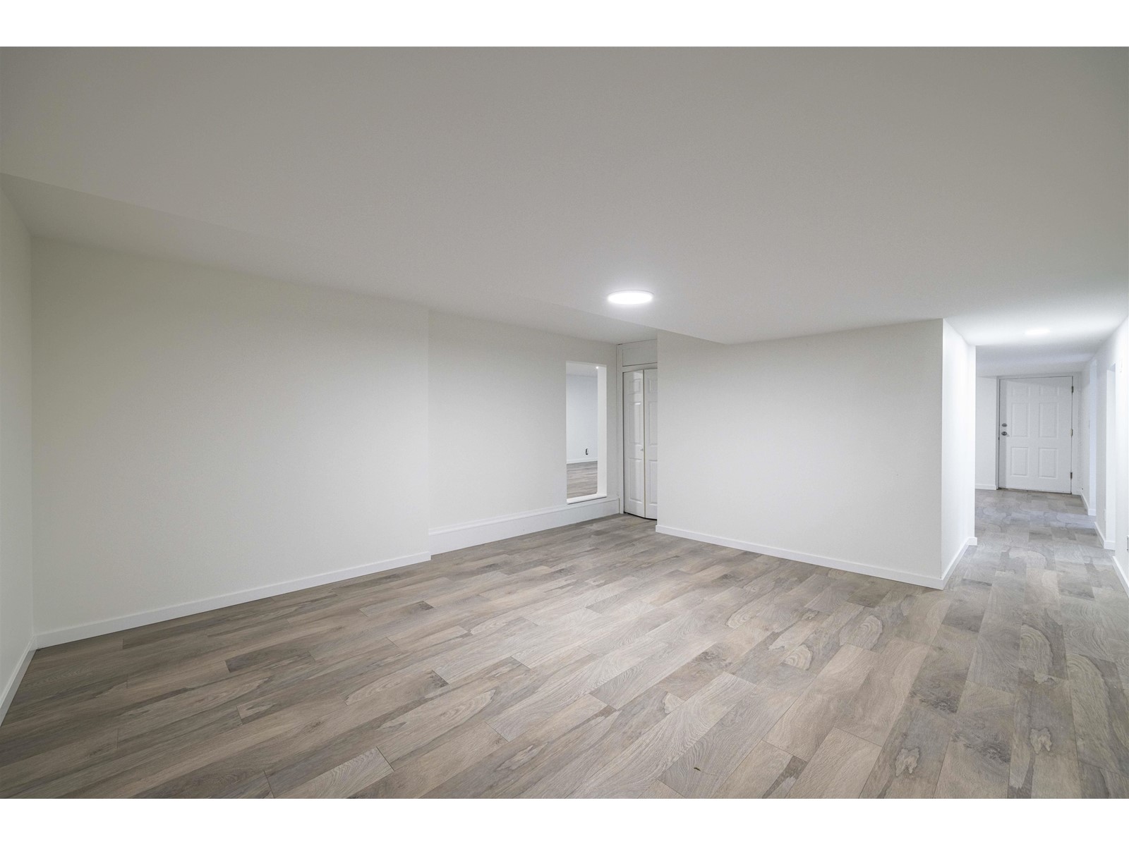 470 Riverview Crescent, Coquitlam, British Columbia  V3C 4X9 - Photo 30 - R2779577