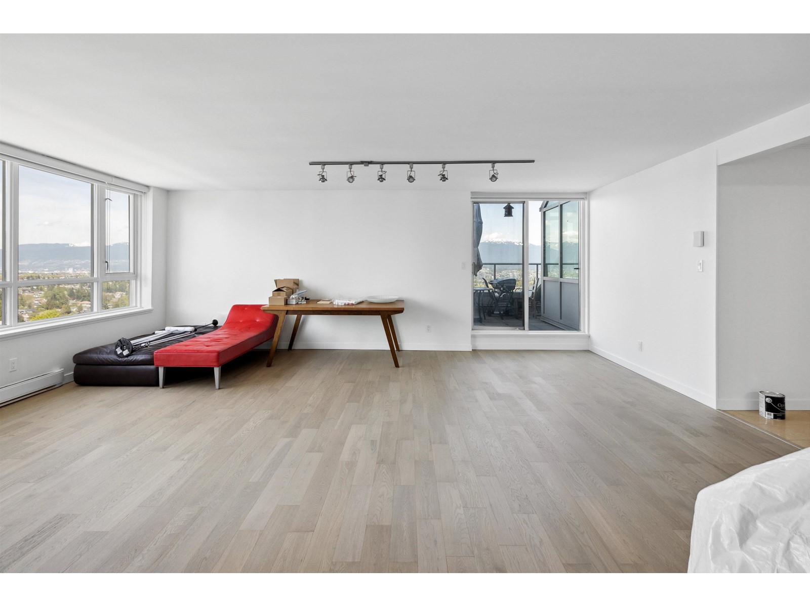 2003 6070 Mcmurray Avenue, Burnaby, British Columbia  V5H 4J3 - Photo 5 - R2779479