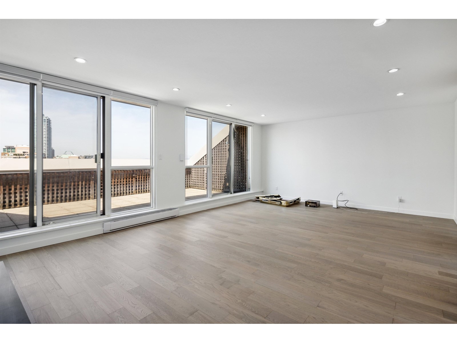 2003 6070 Mcmurray Avenue, Burnaby, British Columbia  V5H 4J3 - Photo 17 - R2779479