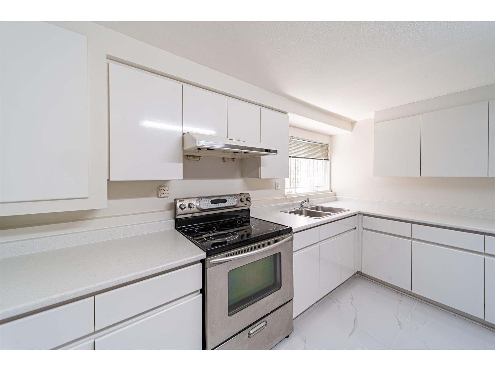 1066 E 55th Avenue, Vancouver, British Columbia  V5X 1N9 - Photo 21 - R2777247