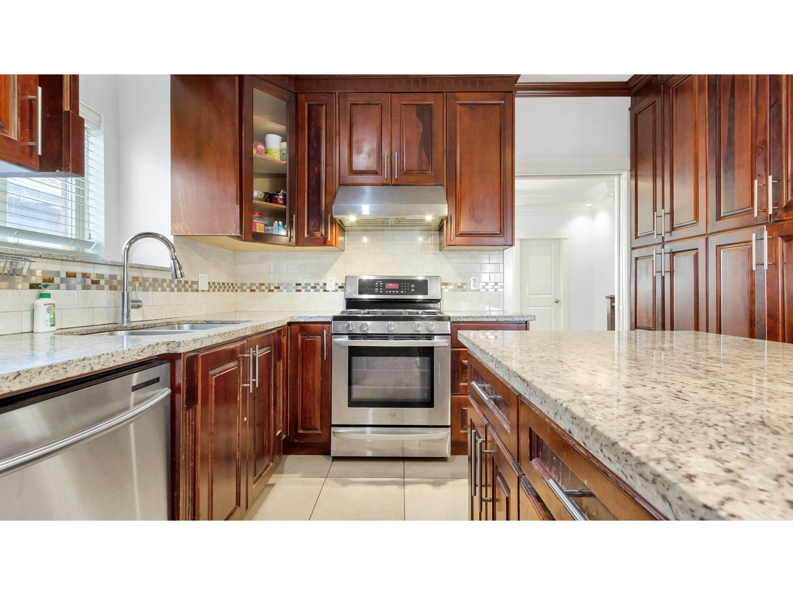 1339 E 63rd Avenue, Vancouver, British Columbia  V5X 2L5 - Photo 8 - R2777982