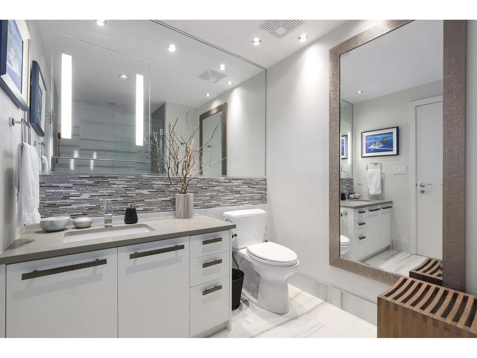 302 628 Kinghorne Mews, Vancouver, British Columbia  V6Z 3H6 - Photo 13 - R2780179