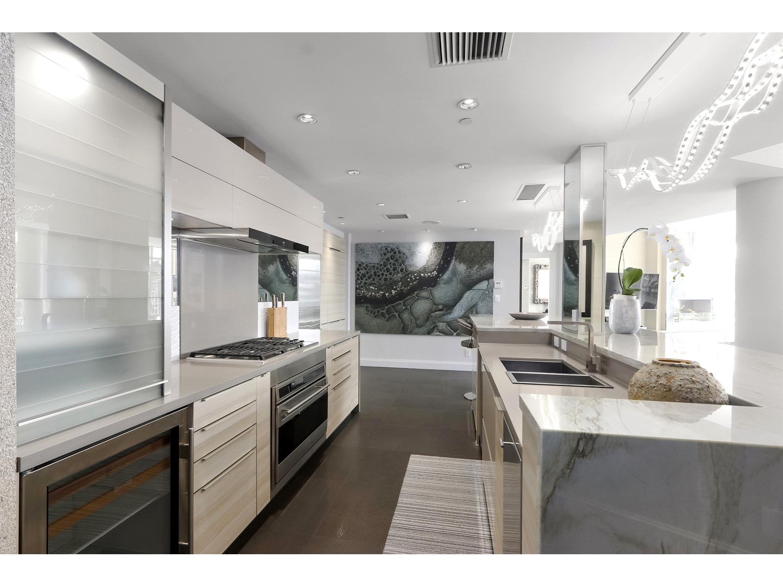 302 628 Kinghorne Mews, Vancouver, British Columbia  V6Z 3H6 - Photo 8 - R2780179
