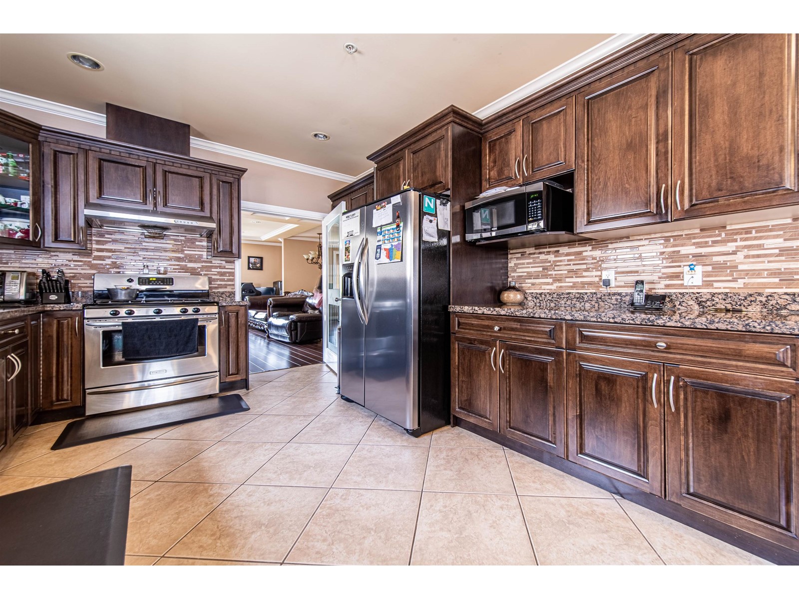 6815 Fraser Street, Vancouver, British Columbia  V5X 3T9 - Photo 6 - R2779101