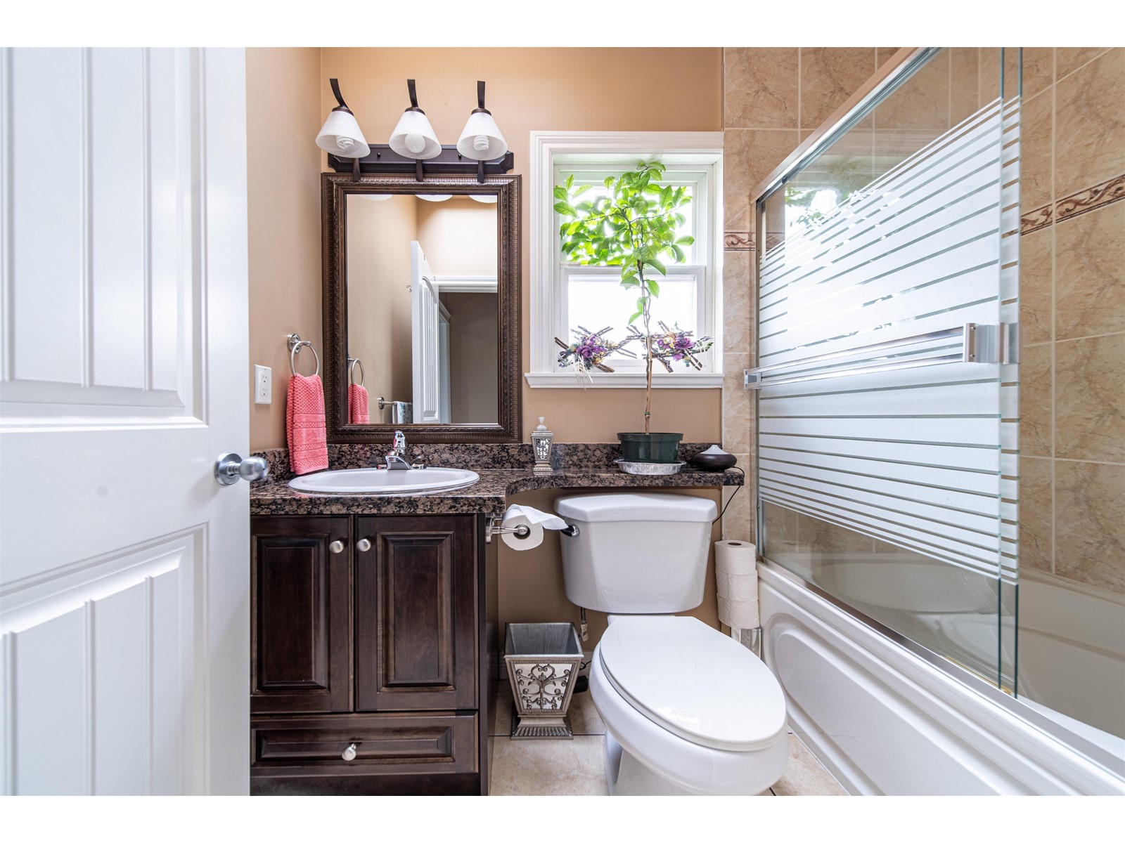 6815 Fraser Street, Vancouver, British Columbia  V5X 3T9 - Photo 12 - R2779101