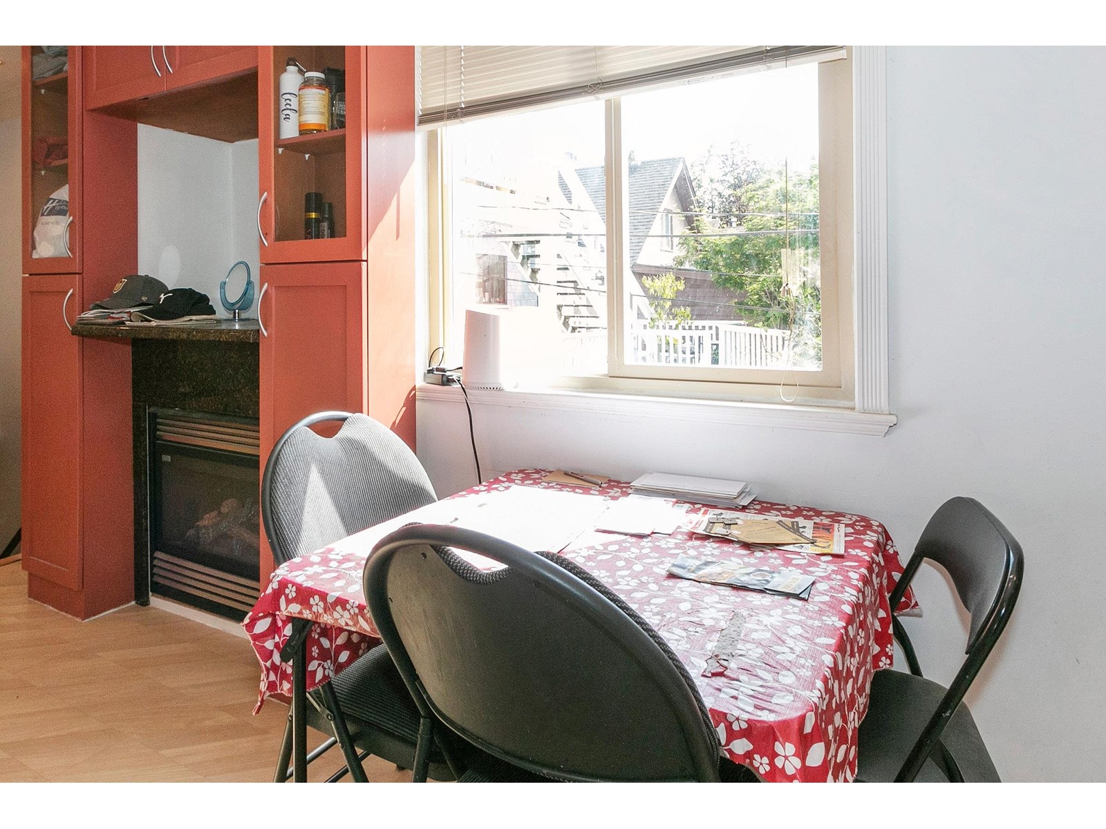 Listing Picture 9 of 29 : 1450 E 8TH AVENUE, Vancouver / 溫哥華 - 魯藝地產 Yvonne Lu Group - MLS Medallion Club Member