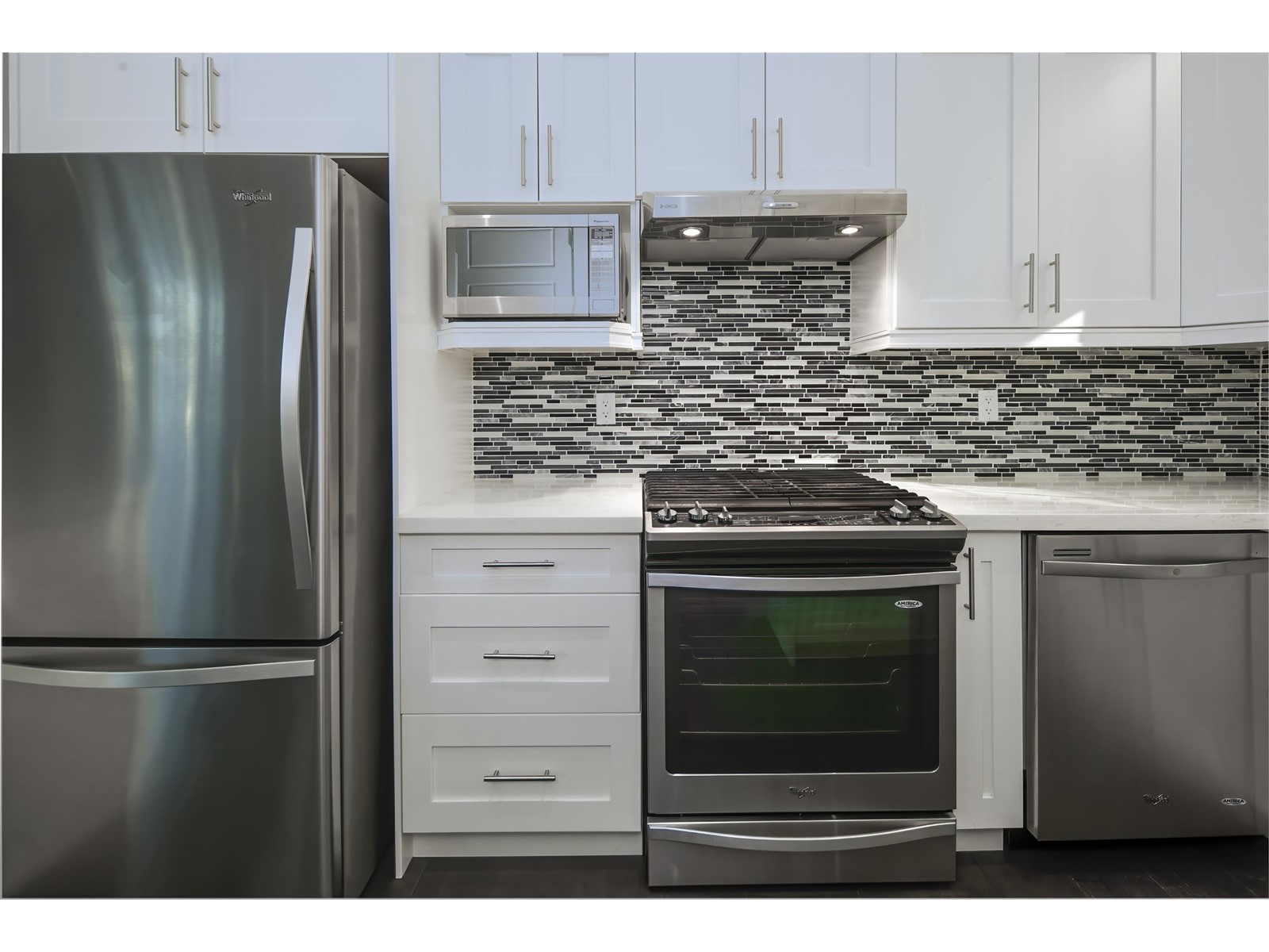 206 E 46th Avenue, Vancouver, British Columbia  V5W 1Z6 - Photo 13 - R2781026