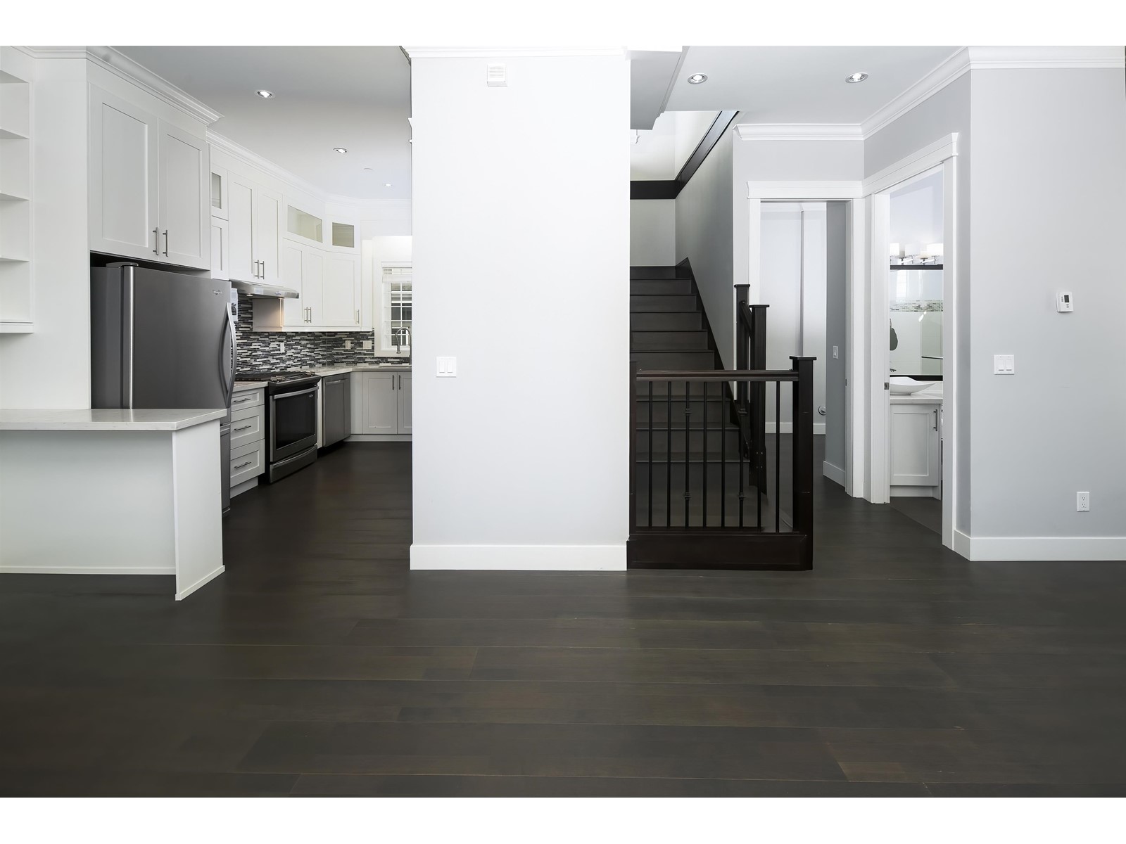 206 E 46th Avenue, Vancouver, British Columbia  V5W 1Z6 - Photo 8 - R2781026