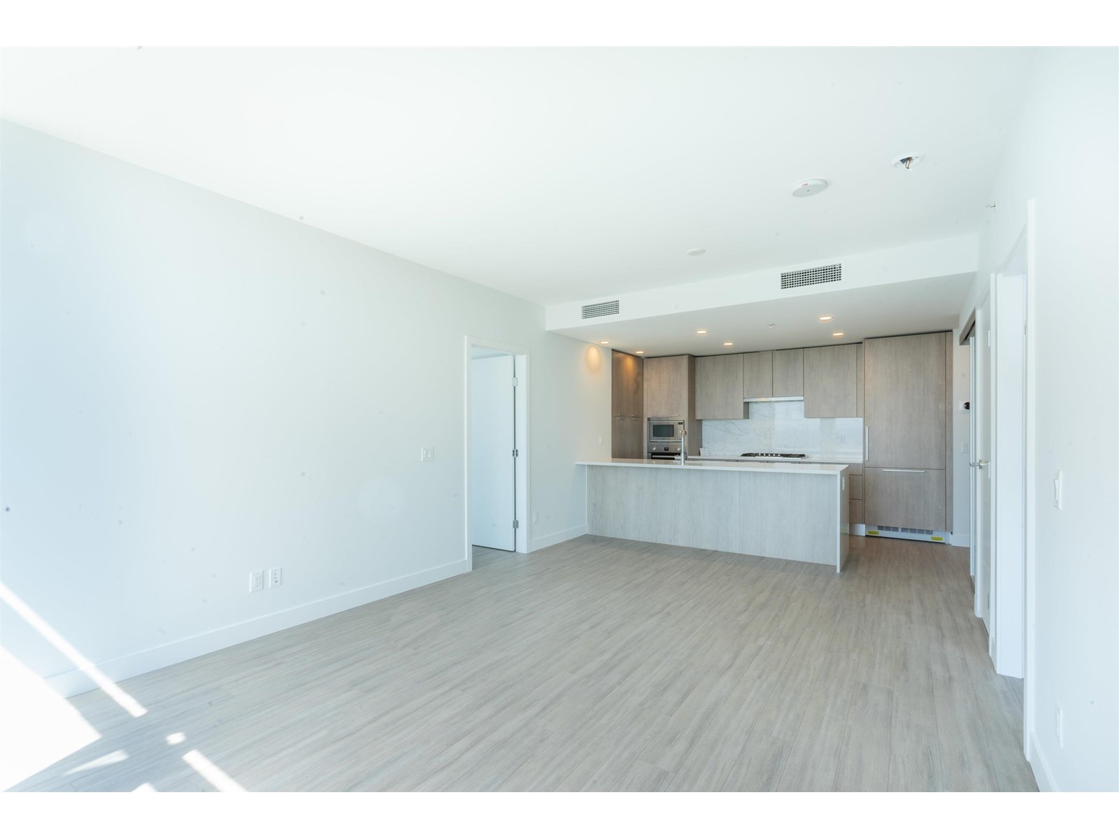 403 6398 Silver Avenue, Burnaby, British Columbia  V5H 2Y5 - Photo 17 - R2781080