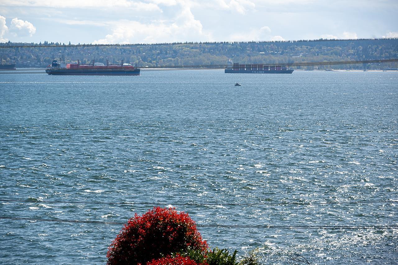 301 2135 Argyle Avenue, West Vancouver, British Columbia  V7V 1A5 - Photo 7 - R2780732