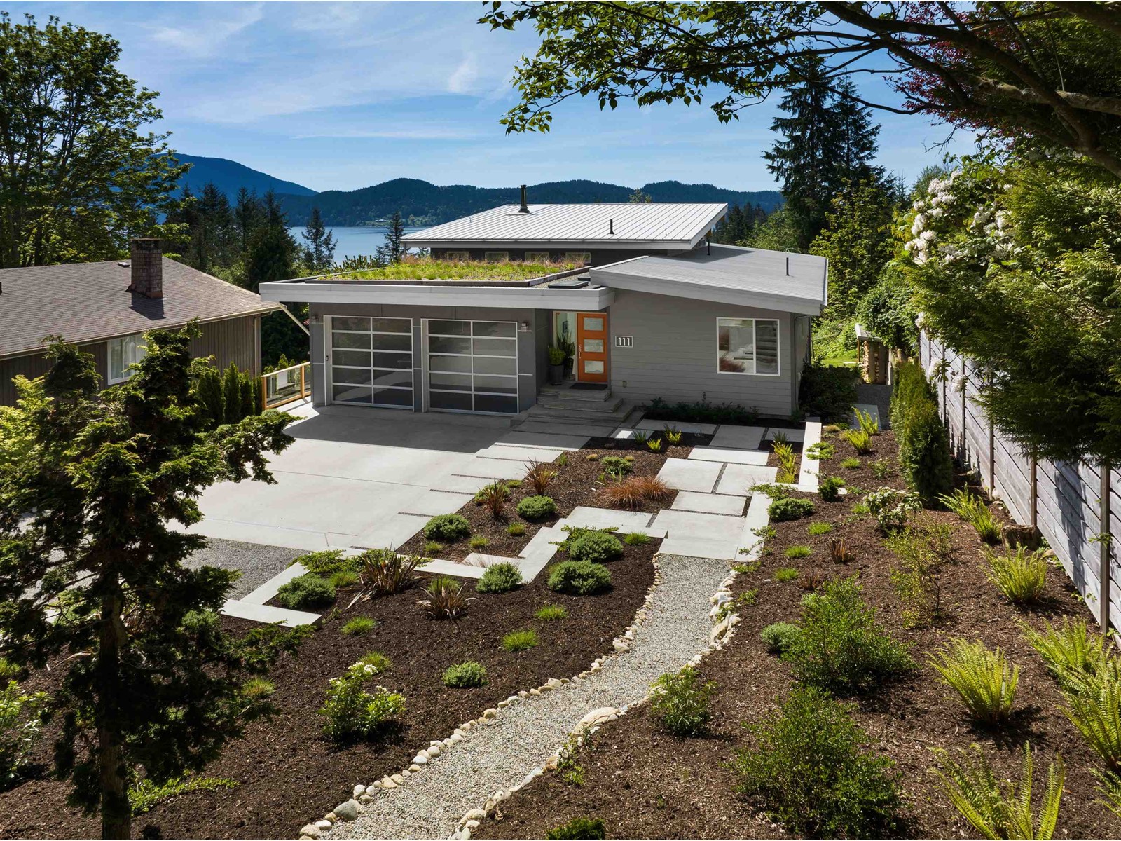 111 Wharf Road, Gibsons, British Columbia  V0N 1V6 - Photo 40 - R2780956