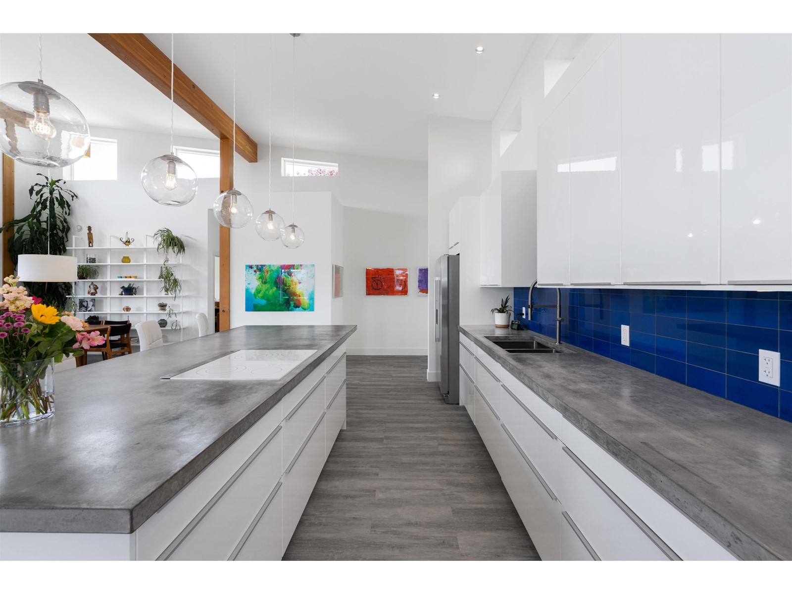 111 Wharf Road, Gibsons, British Columbia  V0N 1V6 - Photo 11 - R2780956