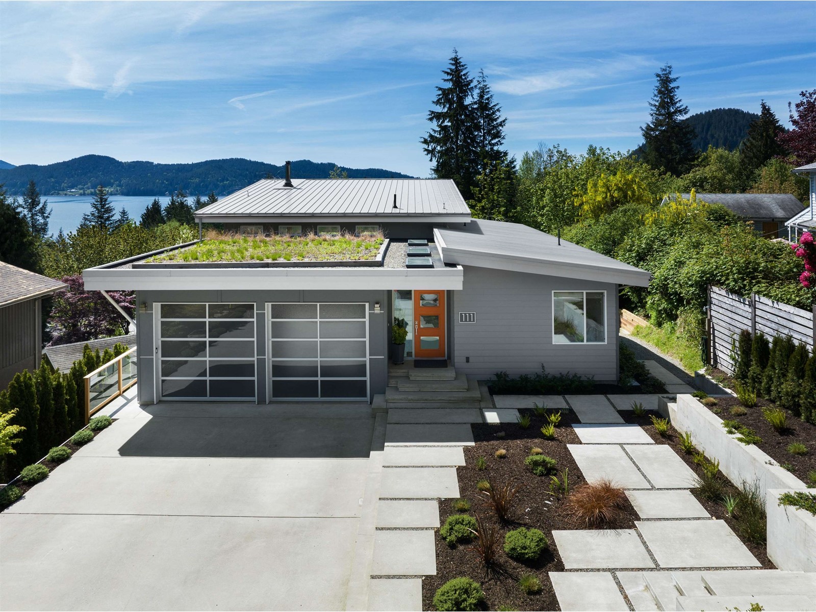 111 WHARF ROAD, gibsons, British Columbia