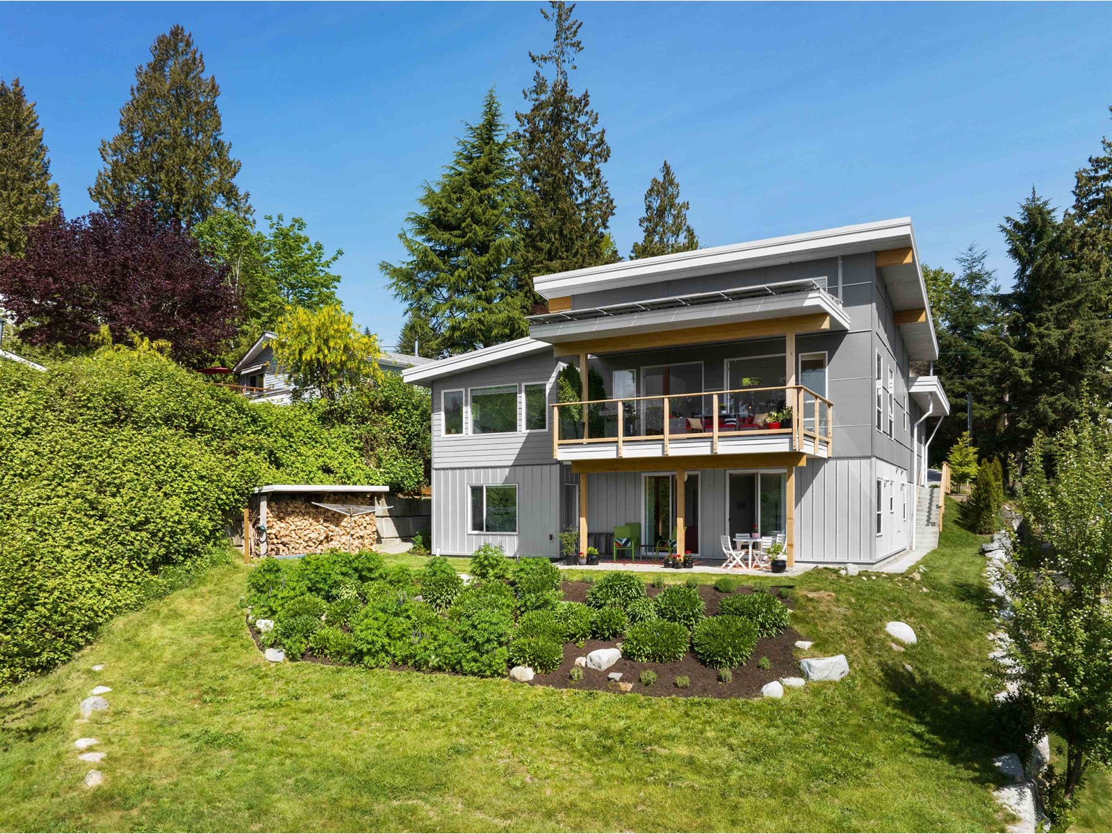 111 Wharf Road, Gibsons, British Columbia  V0N 1V6 - Photo 35 - R2780956