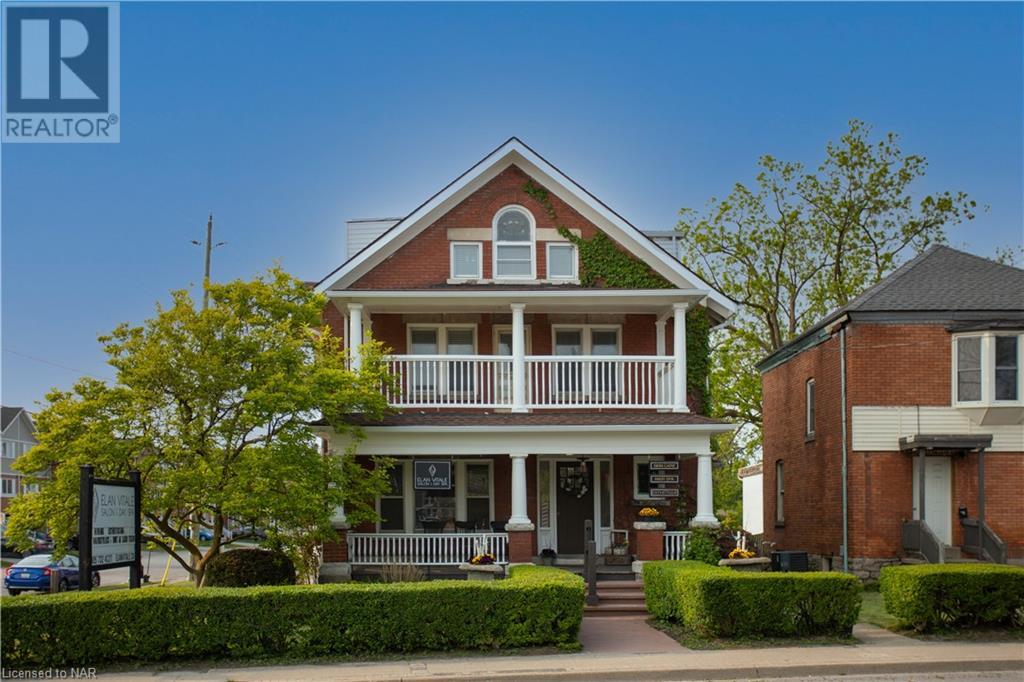 172 West Main Street, Welland, Ontario  L3C 5A2 - Photo 2 - 40400423