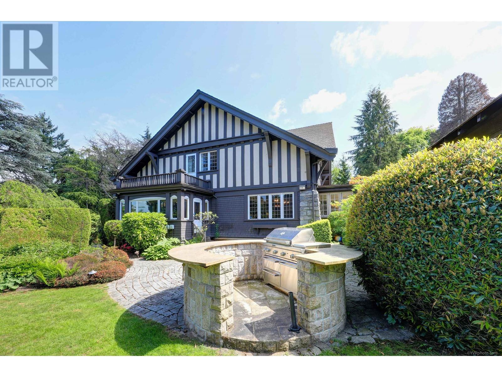 1080 Wolfe Avenue, Vancouver, British Columbia  V6H 1V8 - Photo 1 - R2780062