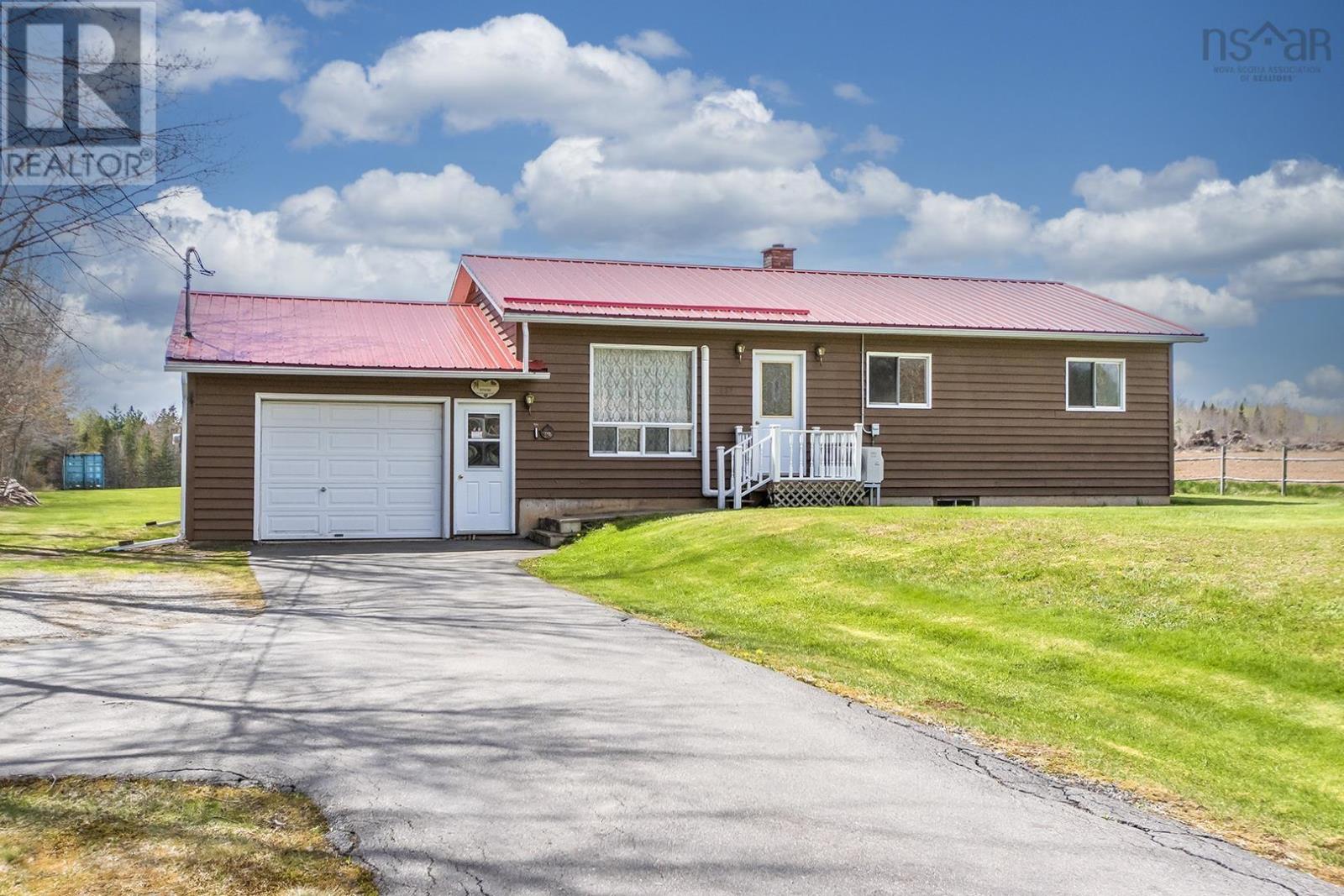 7437 Aylesford Road, Aylesford, Nova Scotia B0P 1C0 (25574366