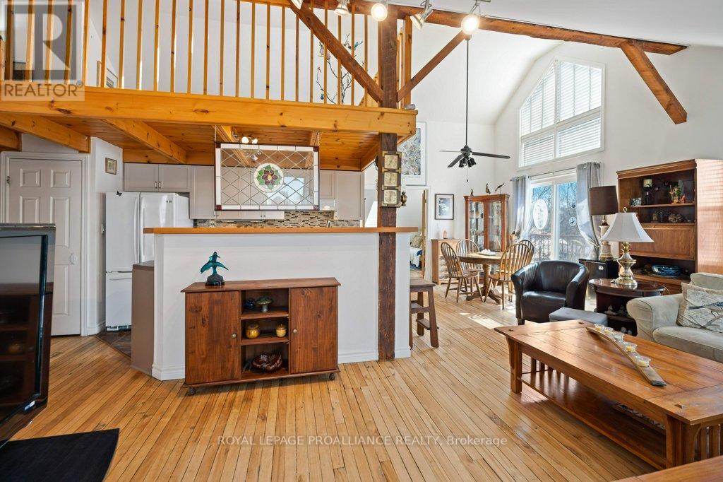 #405 -172 Main St, Prince Edward County, Ontario  K0K 2T0 - Photo 17 - X5909960