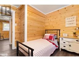 32 PINE Grove